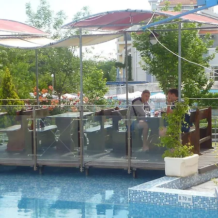 Elit 3 Apartcomplex Апартамент *