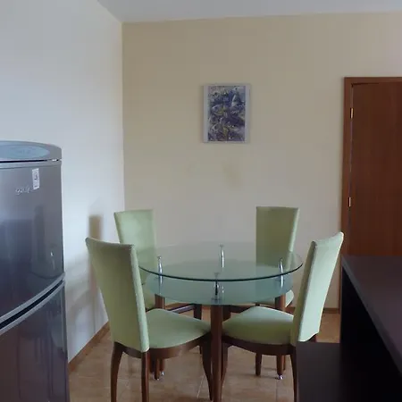 Апартамент Elit 3 Apartcomplex