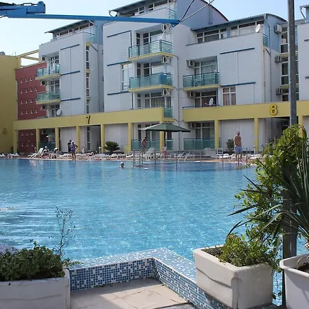 Elit 3 Apartcomplex Апартамент
